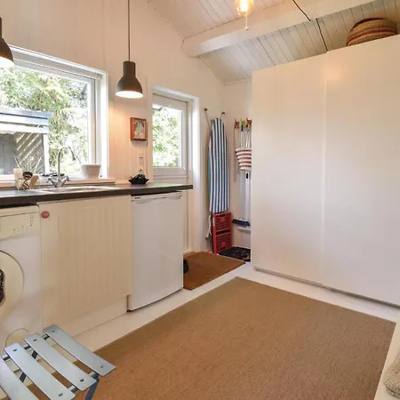Four-bedroom Holiday In 度假居