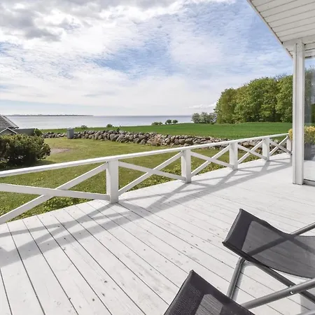 Four-bedroom Holiday In